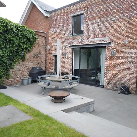 Gezellige Moderne Woning Met Zwemvijver Halle  Exteriör bild
